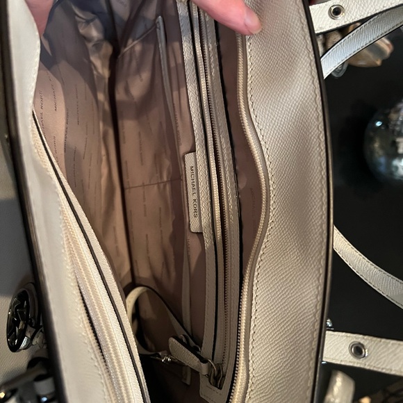 Michael Kors Tote - Picture 4 of 5